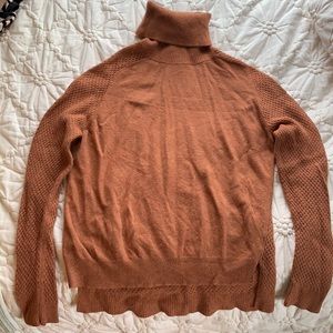 Theory wool turtleneck sweater L